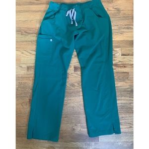 Hunter green Figs Livingston scrub pants size L
